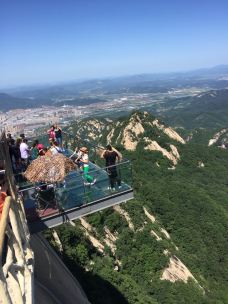 凤凰山玻璃栈道-凤城-当地向导逍遥游