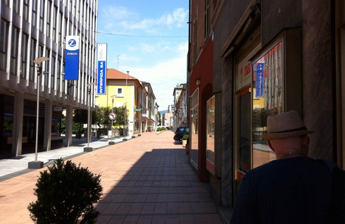 科莫湖--意大利瑞士边界